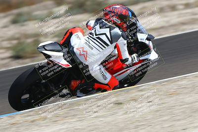 media/Sep-21-2025-TrackDaz (Sun) [[277c75b276]]/A Group/12pm (Turn 2)/